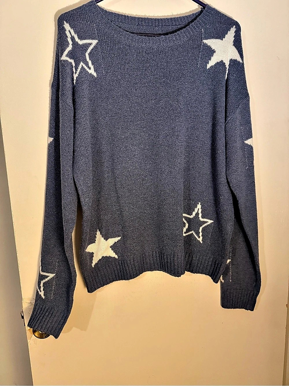 Star Sweater in Blue & White Size XL Like New